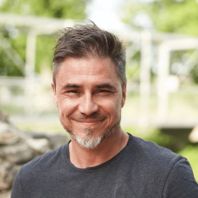 Pangera - Alexander Rensinghof - Wie du ab jetzt jeden Tag mit einem Lächeln in den Tag startest - Hintergrund 7