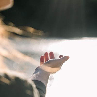 Pangera-Renate Machate-Energien aufspüren