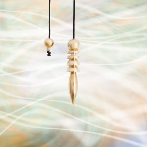 Pangera-Renate Machate-Frequenzen erhöhen durch pendeln