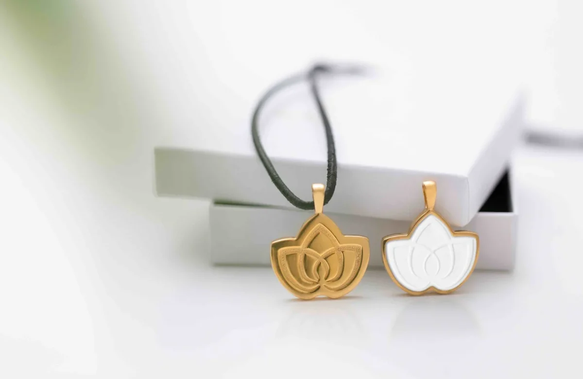 Sternenlotos-Nikolaus Lackner-Anhänger